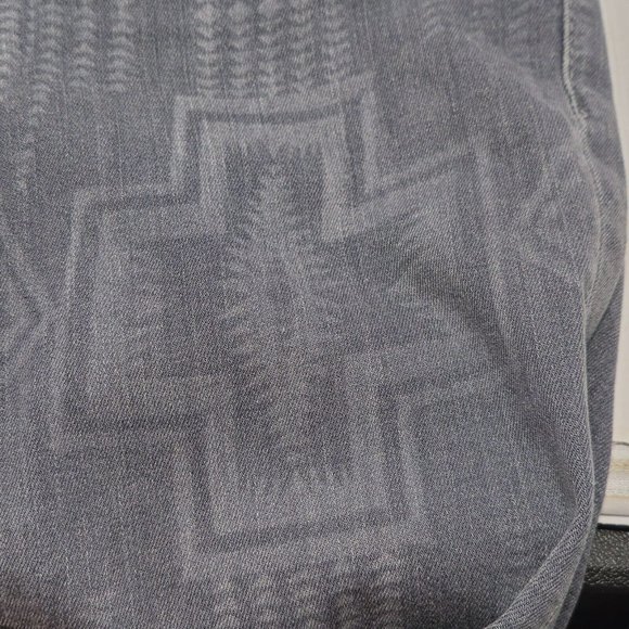 True Religion Abbey Super Skinny in Gray Kewa Cross Tribal Stretch Jeans Size 26 - Picture 5 of 13